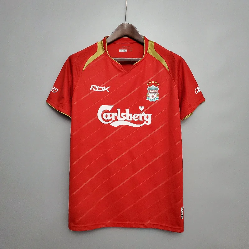 Camisa Retrô Liverpool 2005/06 Home